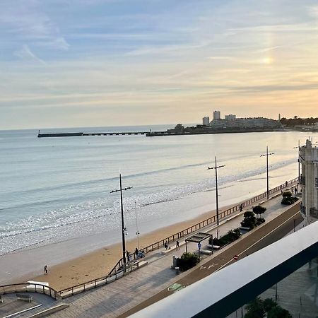 Acces Direct A La Plage Garage Ferme レ・サ​​ーブル・ドロンヌ エクステリア 写真